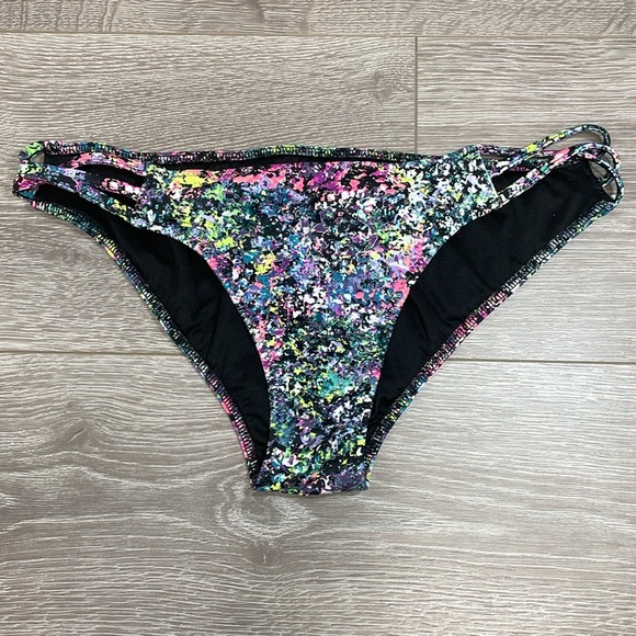 NWOT Victoria’s Secret Bikini Strappy Cheeky Triangle Top Neon Graffiti Yellow M - Picture 2 of 16